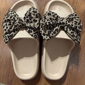 Leopard Print Bow Slide Sandals